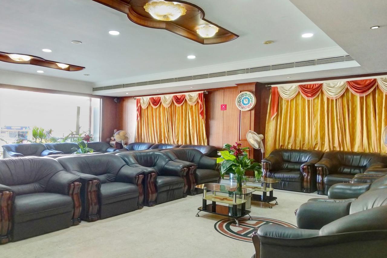 Oyo 11390 Vaibhav Residency Otel Bangalore Dış mekan fotoğraf