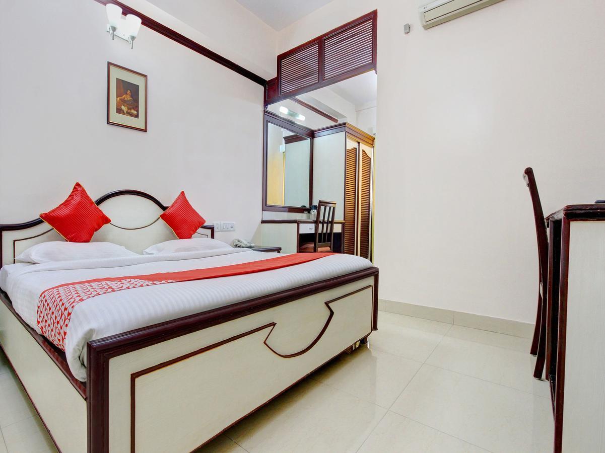 Oyo 11390 Vaibhav Residency Otel Bangalore Dış mekan fotoğraf
